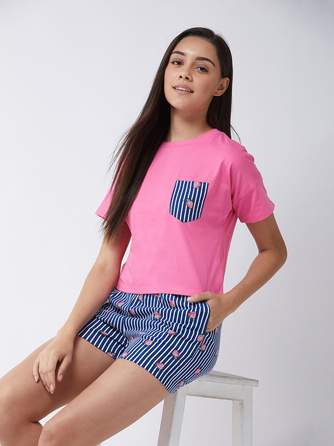 Women's Pink and Navy blue Round Neck Short Sleeves Crop Top & Shorts Set