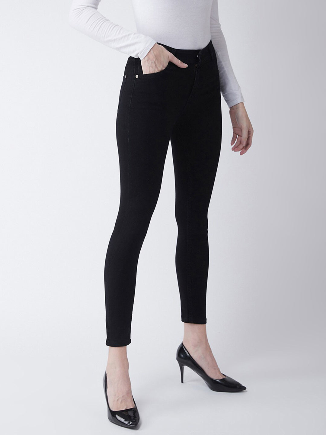 Women's Black Slim Fit High Rise Clean Look Cropped Length Stretchable Denim Jeans