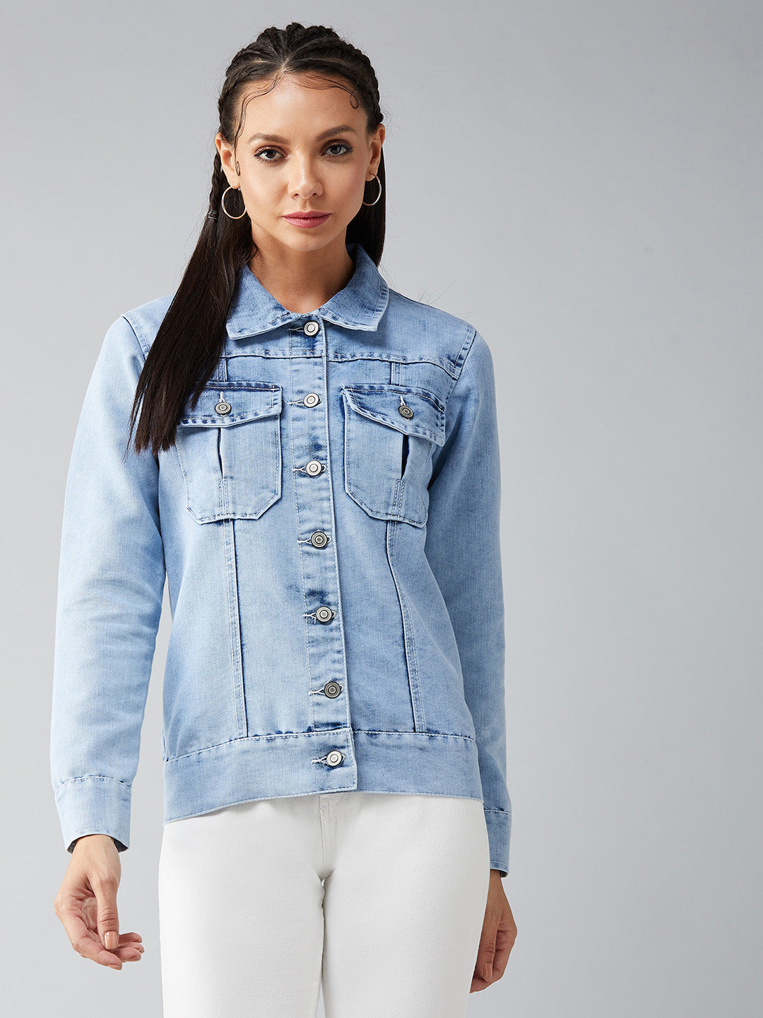 Women's Light Blue Collared Full Sleeves Solid Buttoned Denim Jacket