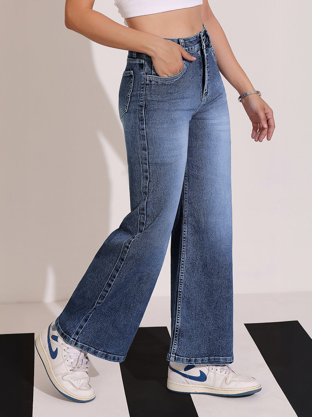 Women's Light Blue Wide-Leg High-Rise Clean-Look Regular-Length Stretchable Denim Jeans
