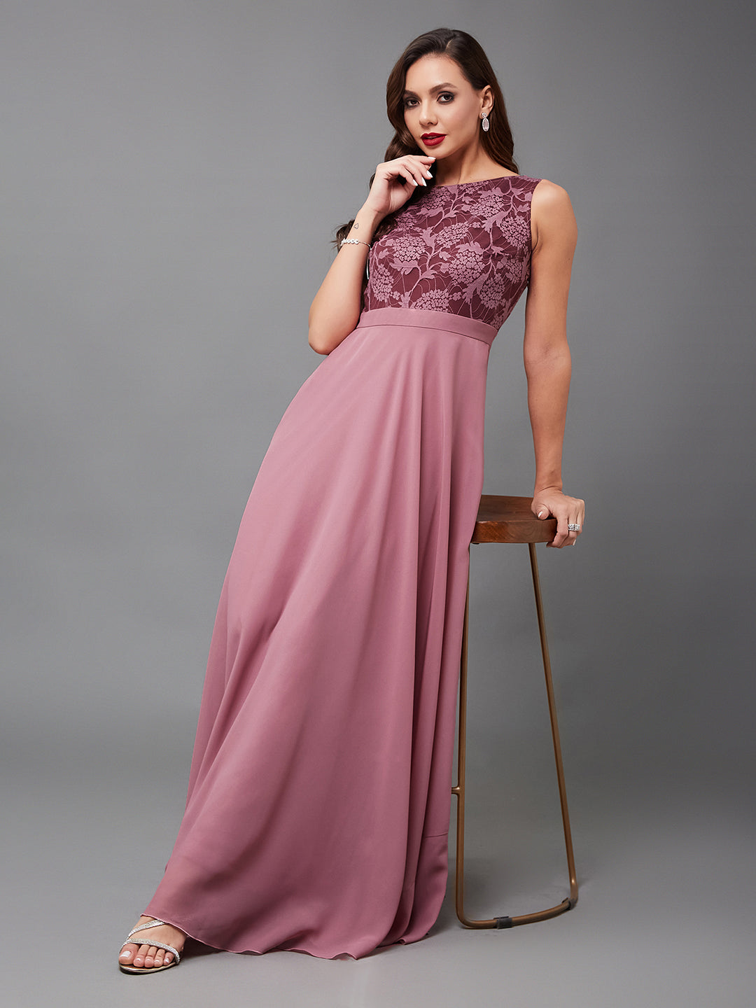 Women's Lavender Round neck Sleeveless Solid Lace Overlaid Maxi Dress