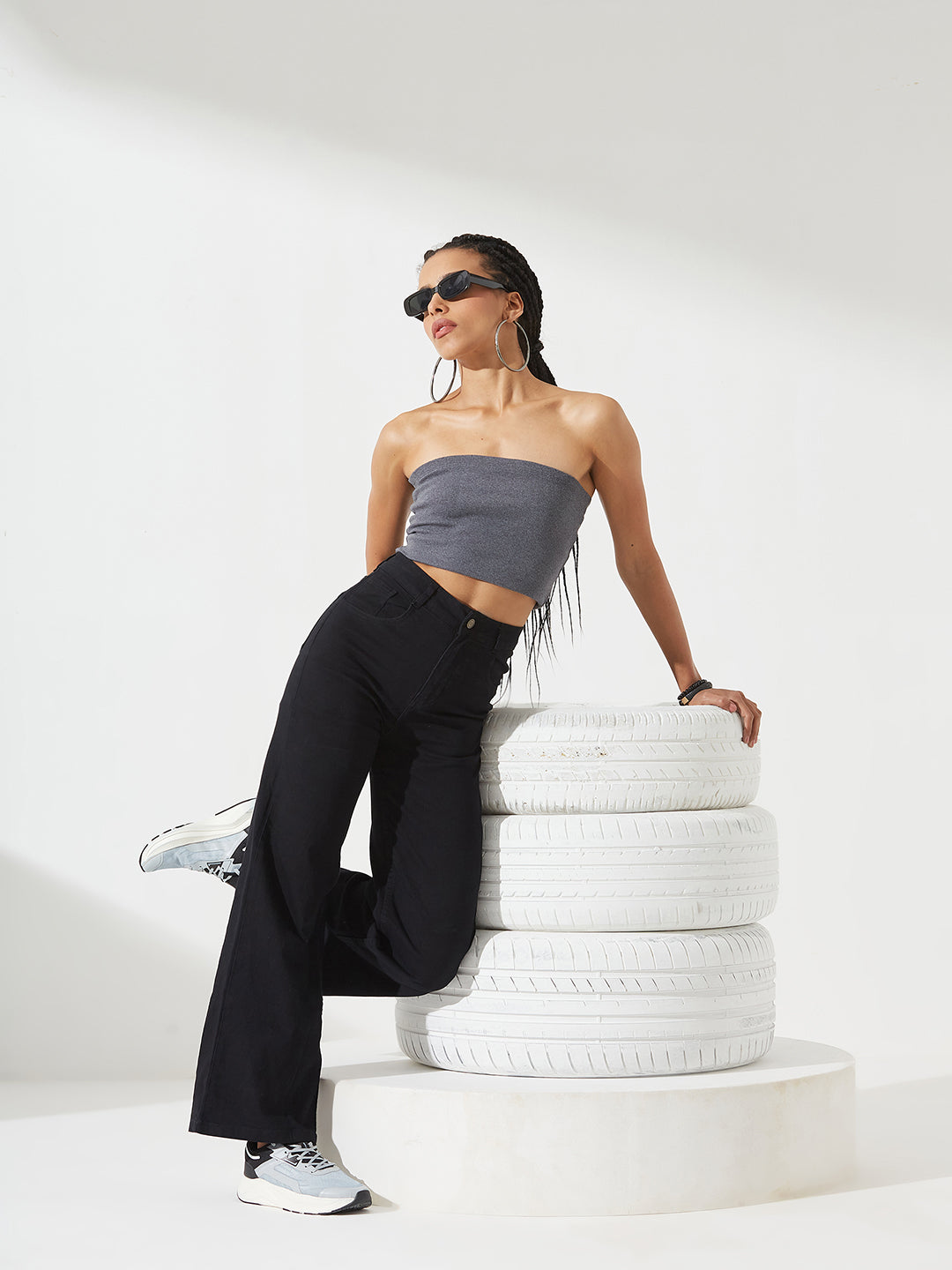 Black Wide-Leg High-Rise Stretchable Denim Jeans for Women