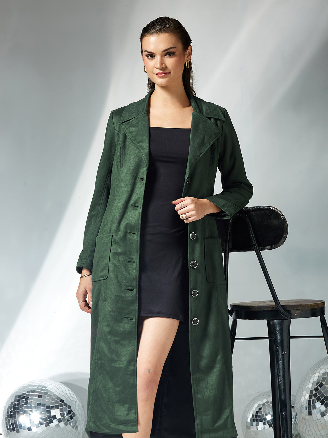 Women's Dark Green Solid V-Neck Full Sleeves Patched Pocketed Polyester Button Down Longline Winter Wear Jacket