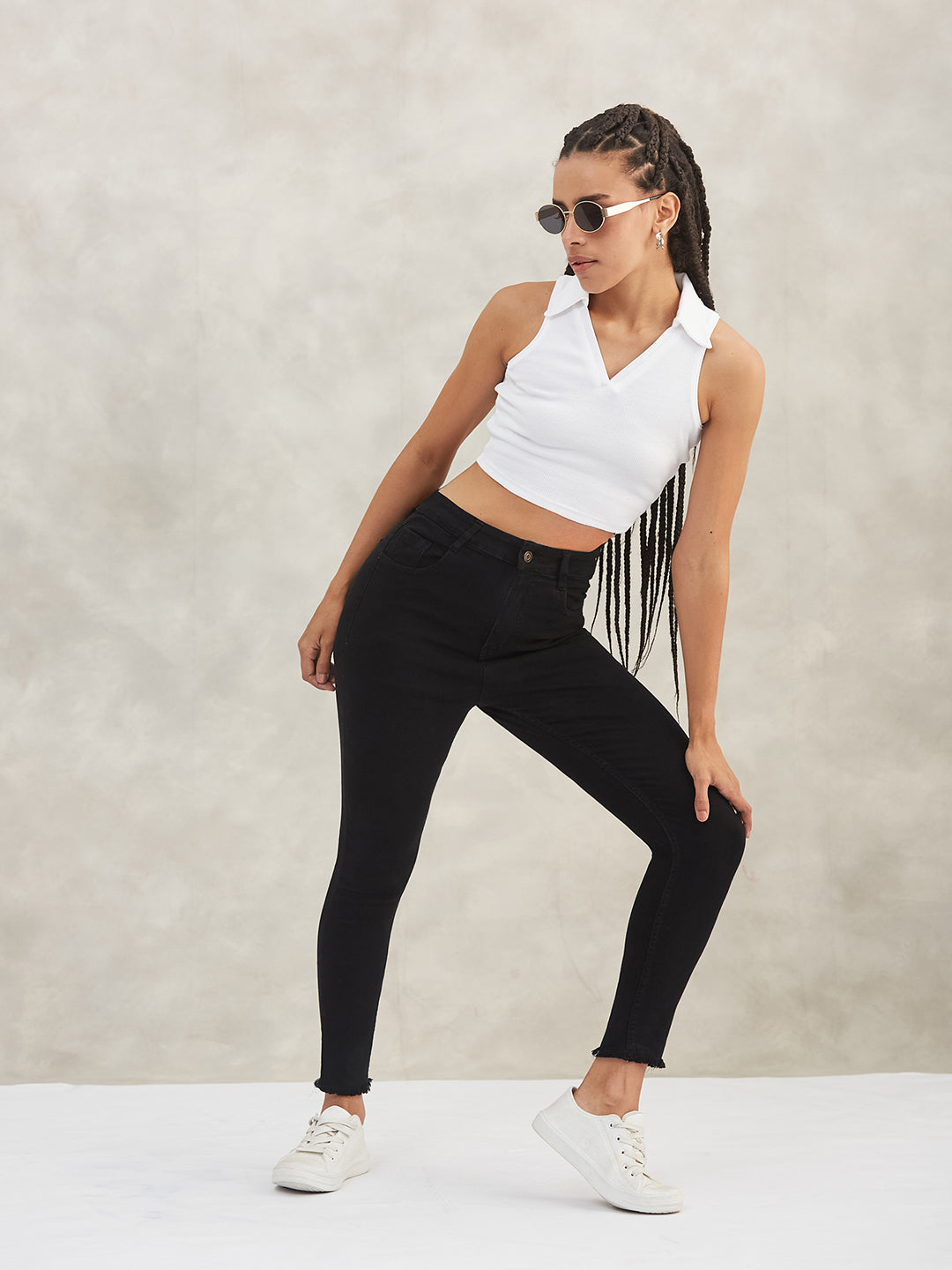 Black Skinny-Fit Fringe-Detailing High-Rise Solid Cropped Stretchable Denim Jeans for Women
