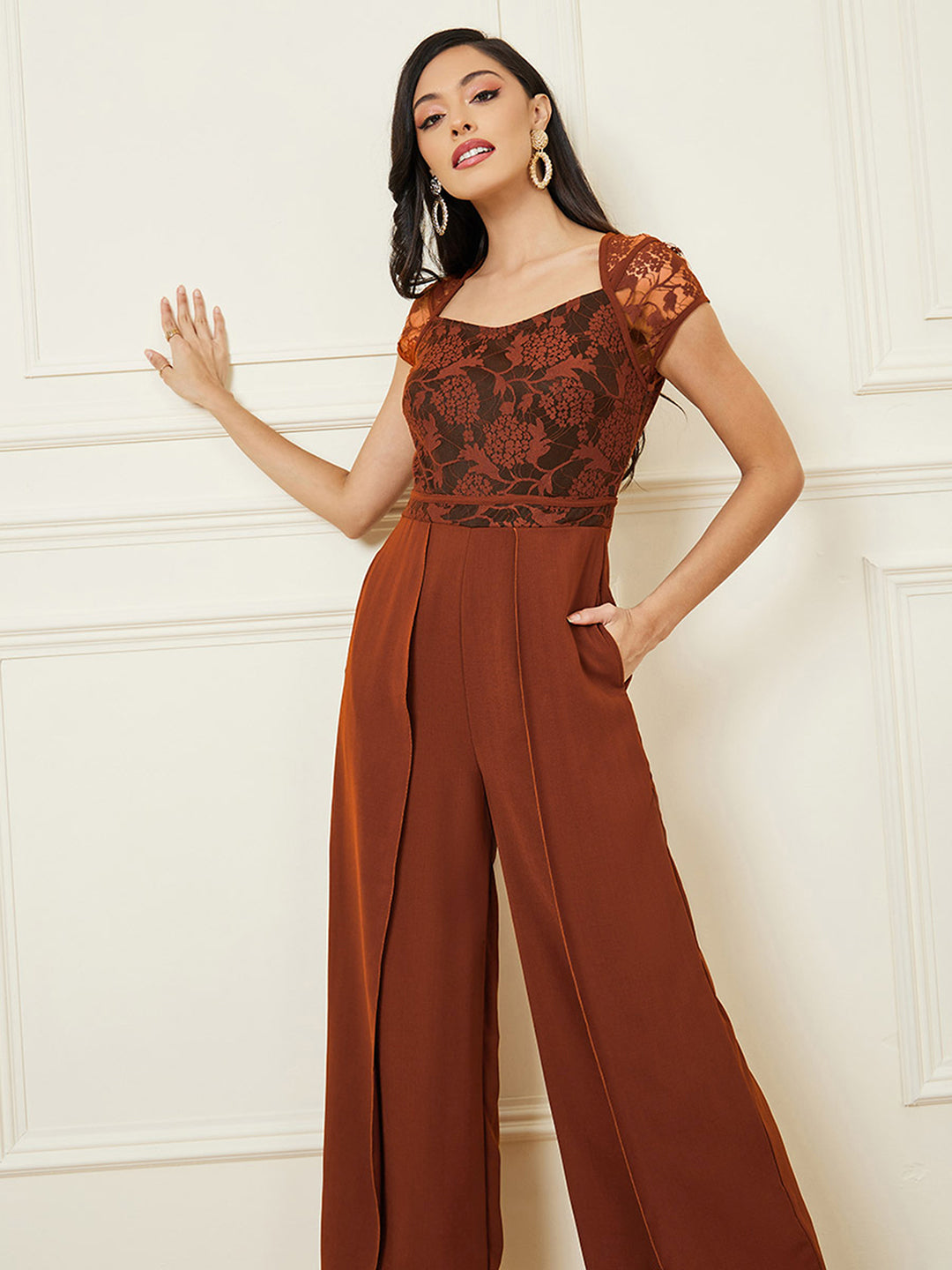 Women's Rust Sweetheart Neck Raglan Sleeve Floral Lace Overlaid Crepe Jumpsuit