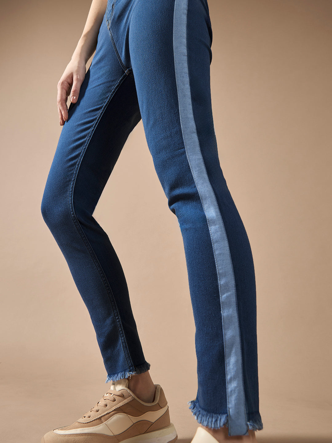 Women's Blue Skinny High-Rise Clean-Look Fringe And Silky Denim Tape Detailing Cropped Denim Jeans