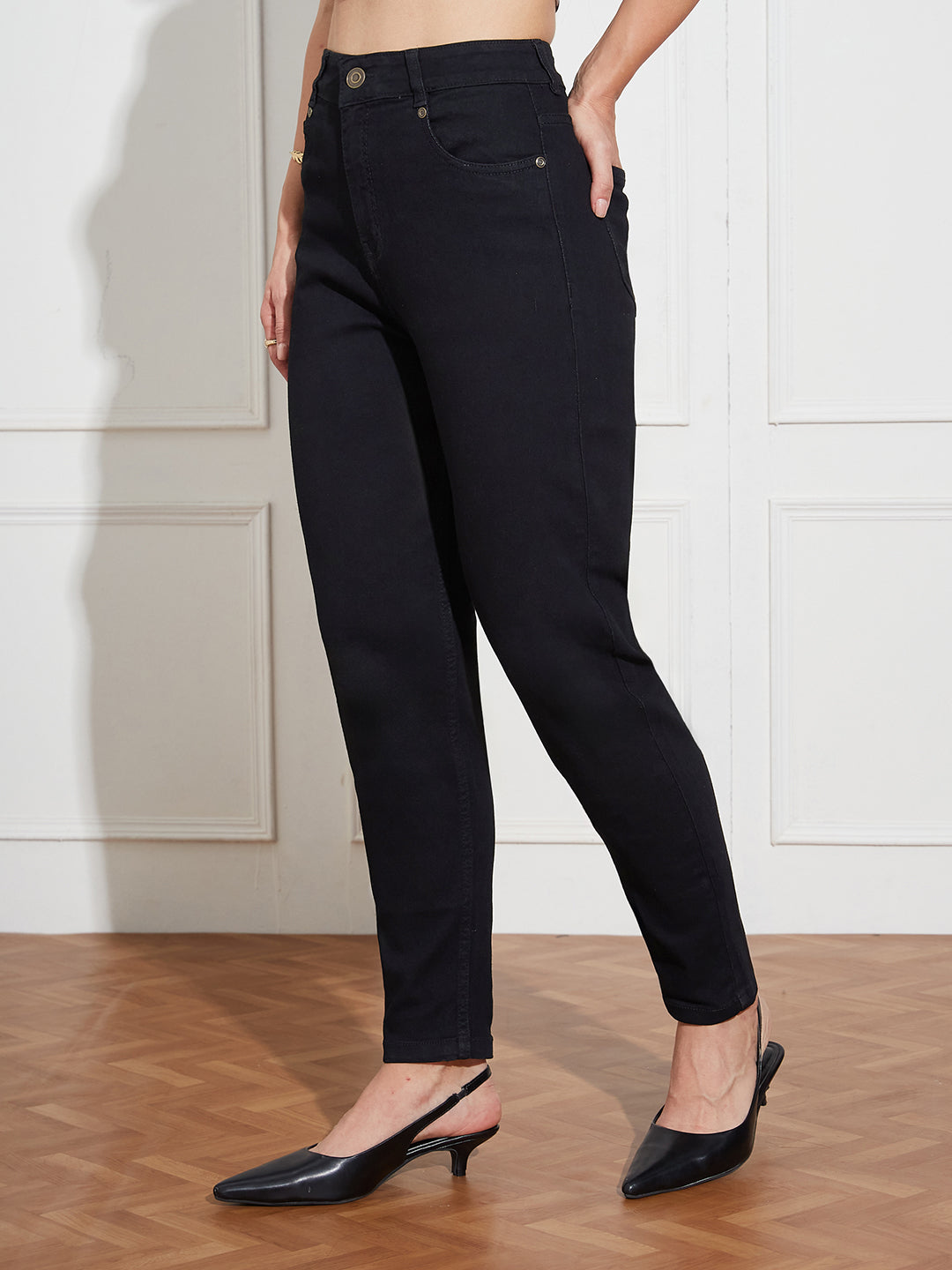 Women's Black High Rise Clean Look Regular-Length Stretchable Denim Mom Jeans