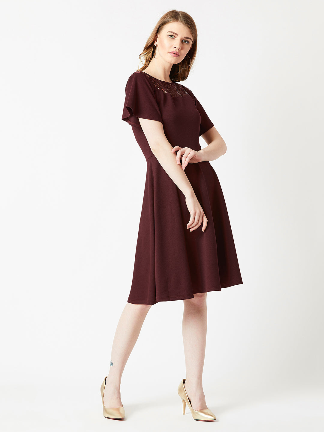 Crease Ease Women's Wine Red Round Neck Flared Short Sleeve Solid Skater Knee-Long Lace Dress