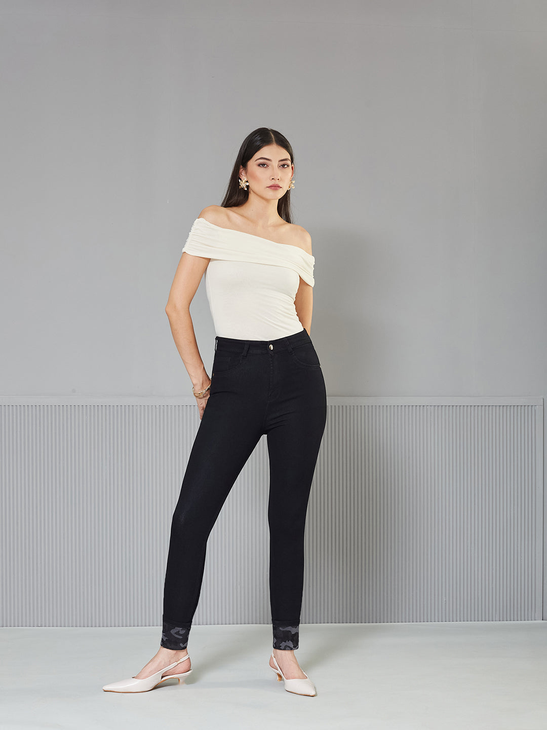 Women's Black High-Rise Slim Fit Regular-Length Stretchable Denim Jeans