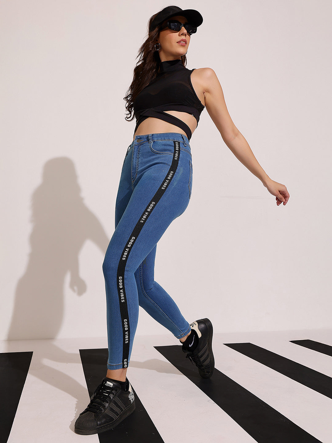 Women's Blue Skinny Fit High Rise Cropped Denim Stretchable Jeans