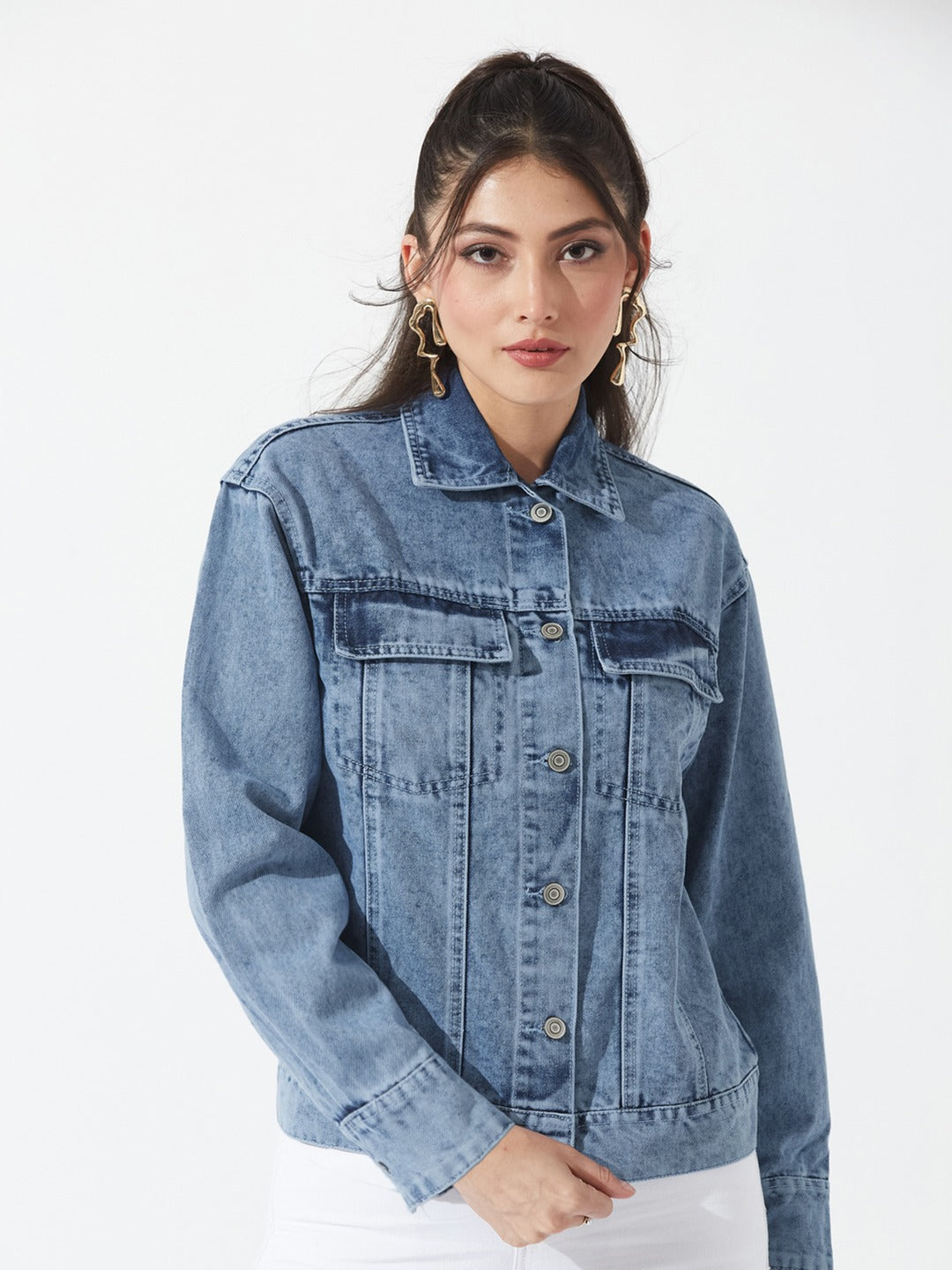 Light Blue Collared Full Sleeve Solid Classic Regular Length Denim Jacket for Women