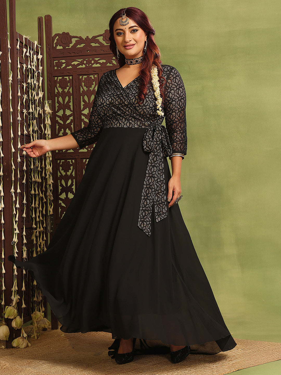 Women's Black Self-Designed Relaxed-Fit V-Neck 3/4th Sleeve Georgette And Lace Maxi Dress