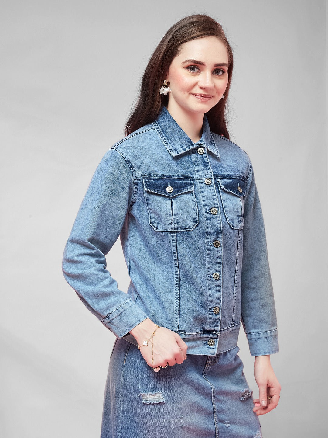 Light Blue Collared Full Sleeves Solid Buttoned Denim Jacket for Women
