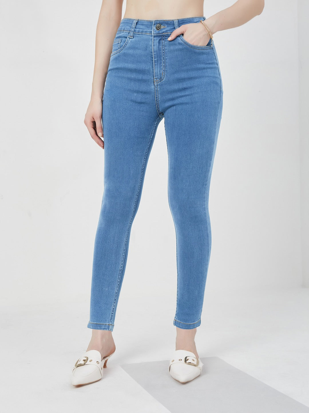 Blue Solid Skinny high-rise Cropped Fringe Detailing Solid Stretchable Denim Jeans for Women