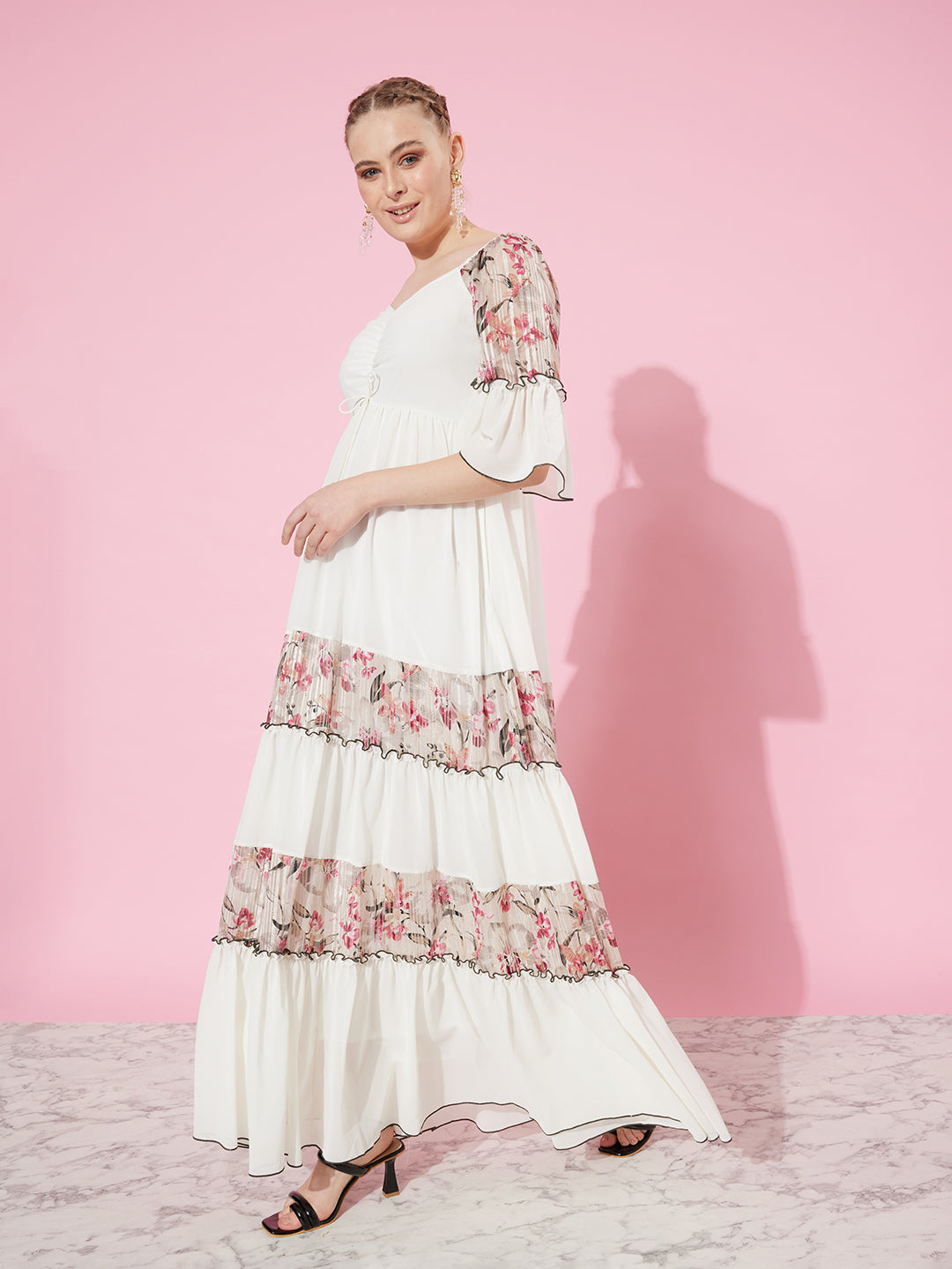 Women's Multicolored-Base-Off White Sweetheart Neckline Ruffled Sleeve Floral Patterned Tiered Maxi Georgette Dress