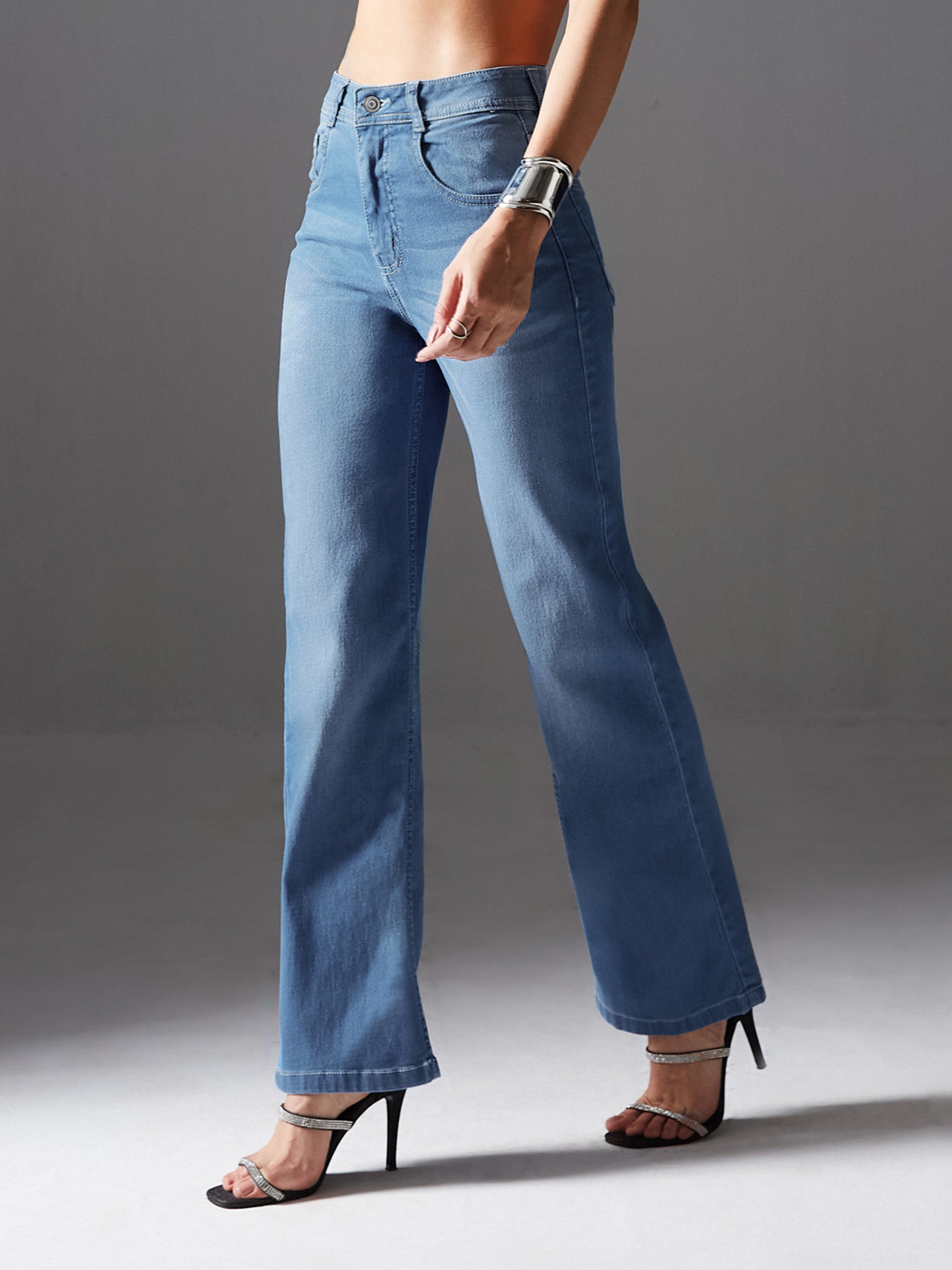 24/7 Comfort Women's Light Blue Wide-Leg Mid Rise Light Weight Denim Jeans