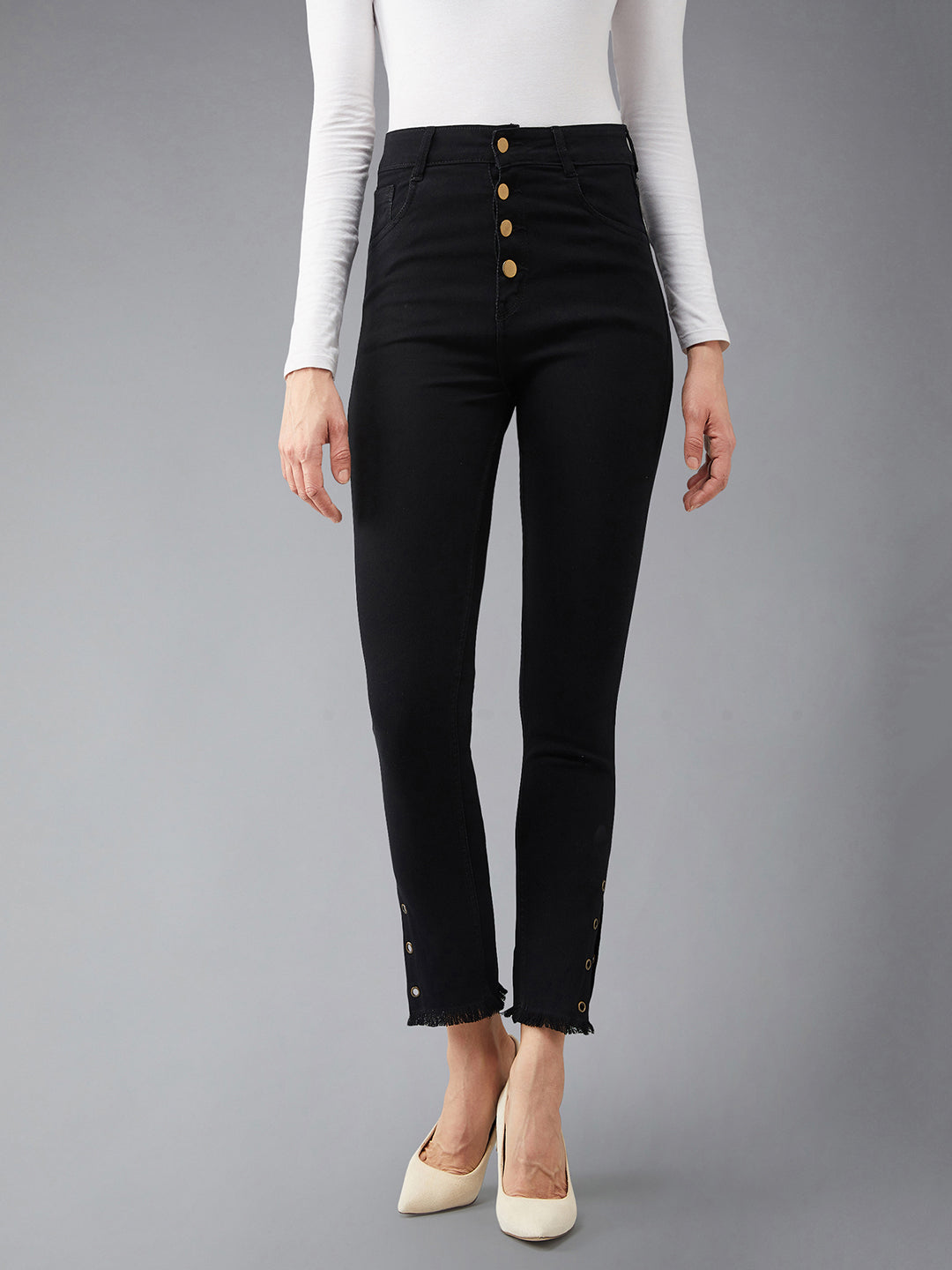 Women's Black Skinny Fit Relaxed High Rise Regular Length Denim Stretchable Jeans