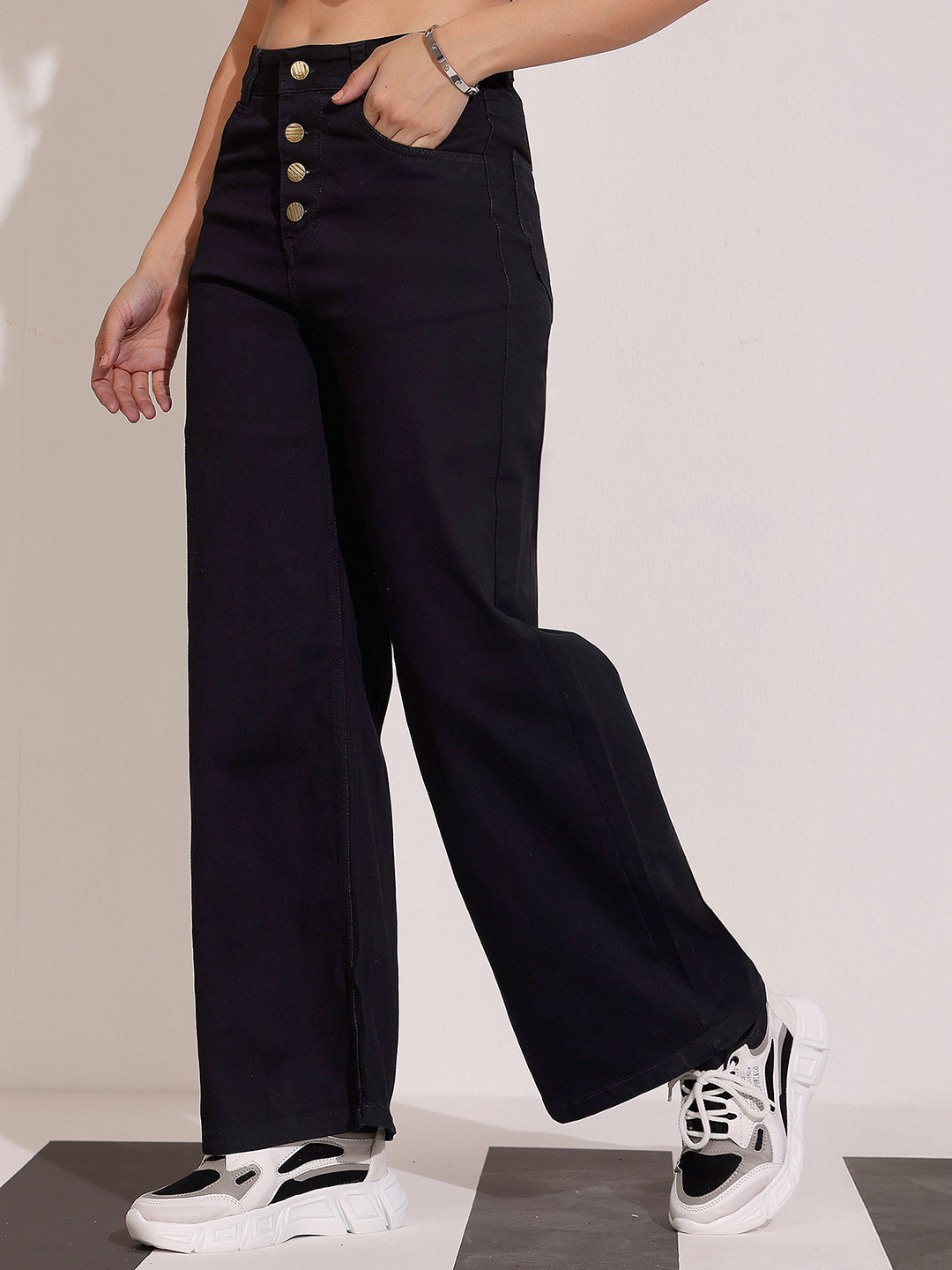 Women's Black Wide Leg High Rise Clean Look Regular Stretchable Denim Jeans