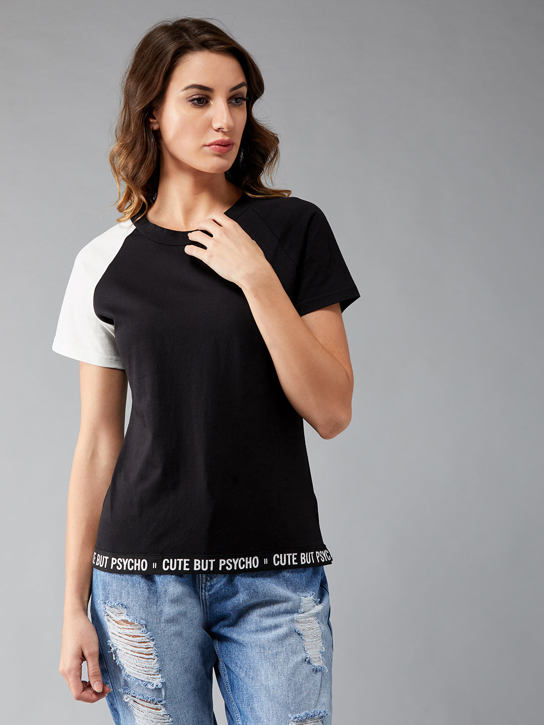 Women's Black and White Round Neck Short Sleeve Solid Basic Regular T-Shirt