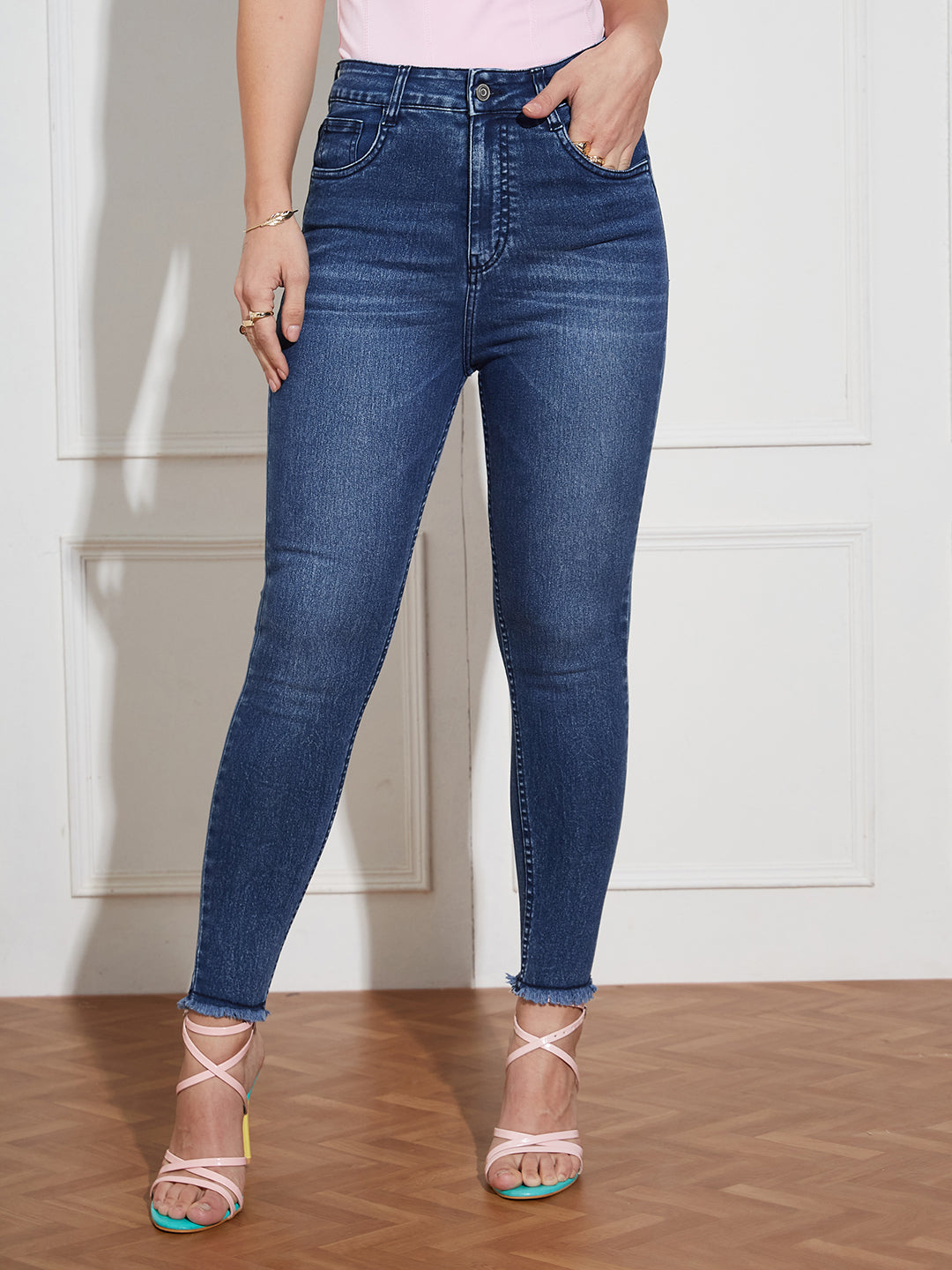 Women's Navy Blue High Rise Clean Look Cropped Stretchable Denim Skinny Jeans