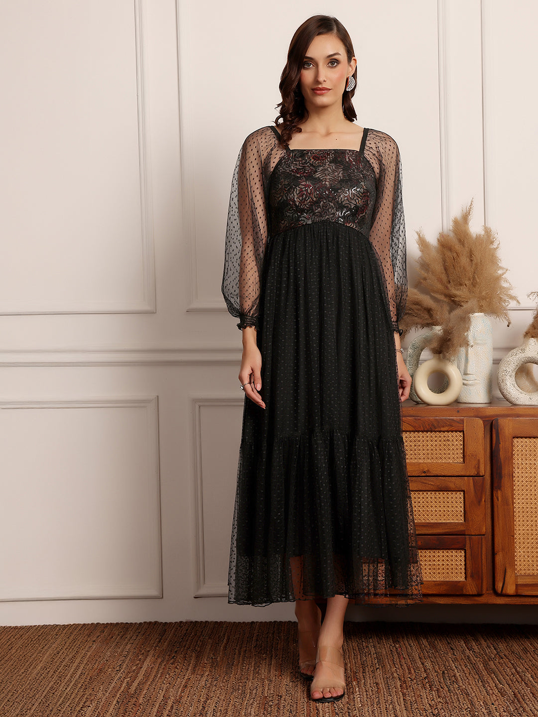 Women's Black Square-Neck Raglan Sleeve Floral Tiered Midi Dress