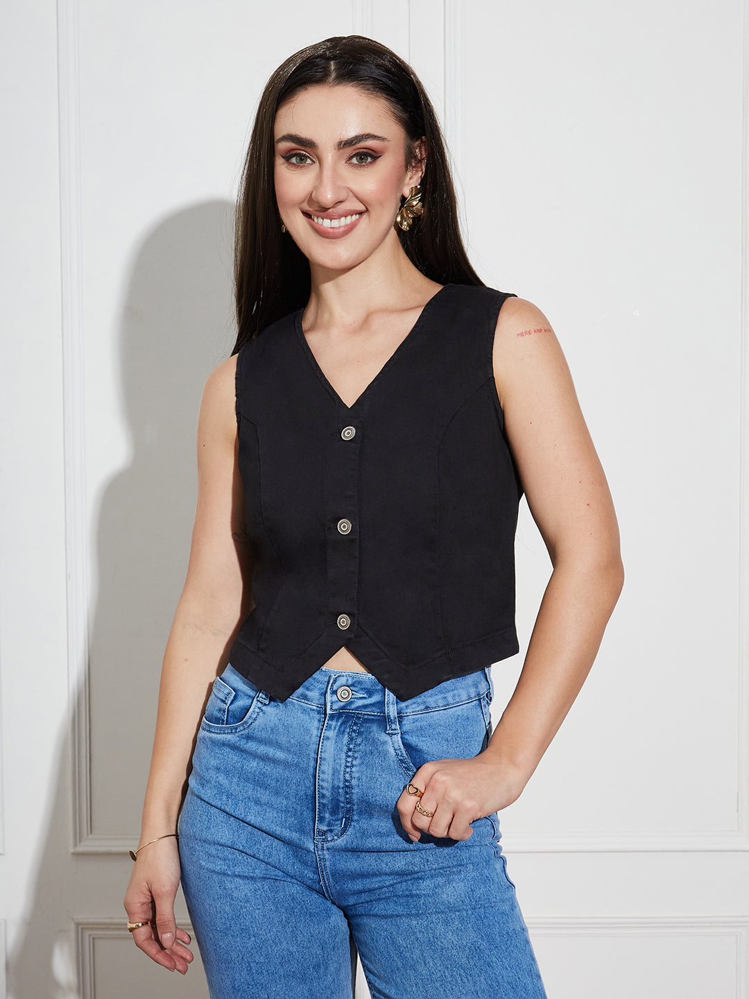 Womens Black V Neck Sleeveless Solid Waistcoat-Styled Cropped Denim Top