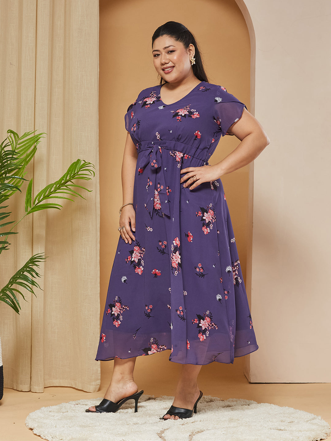 Multicolored-Base-Lavender V-Neck Short-Sleeves Floral Pleated Midi Dress for Women