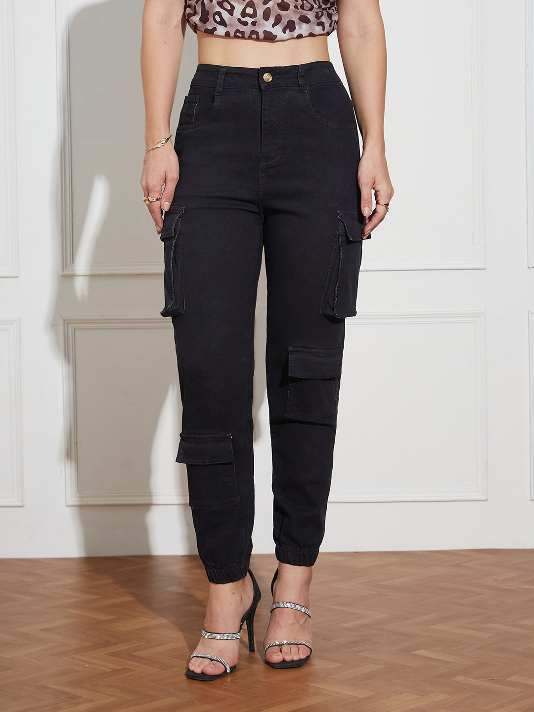 Women's Black Regular High Rise Clean Look Regular Stretchable Denim Joggers