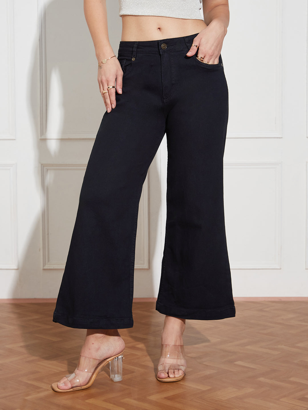 Women's Black Wide-Leg Mid Rise Clean Look Cropped Stretchable Denim Jeans