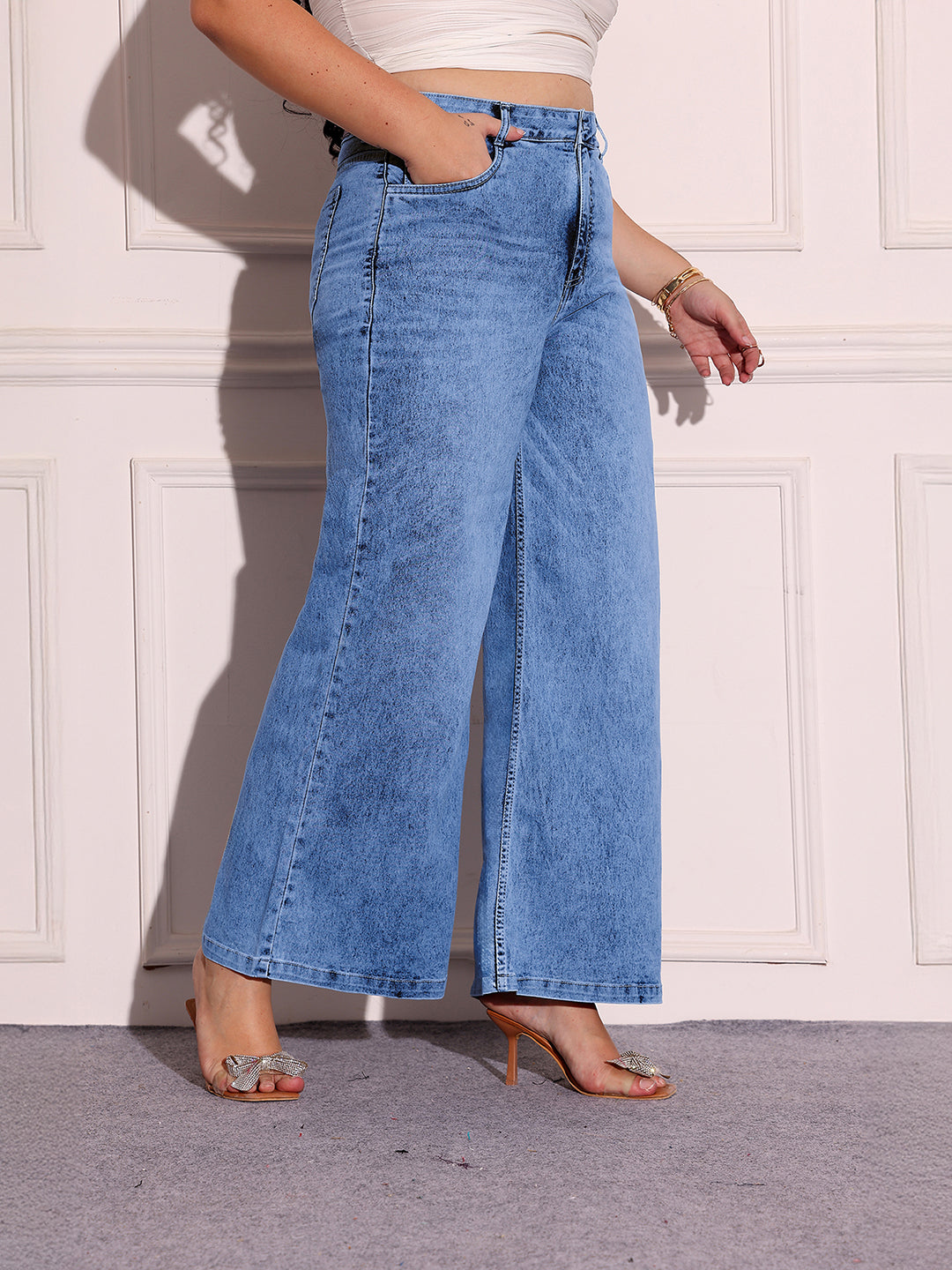 Women's Light Blue Wide-Leg High-Rise Clean-Look Stretchable Shaping Denim Jeans