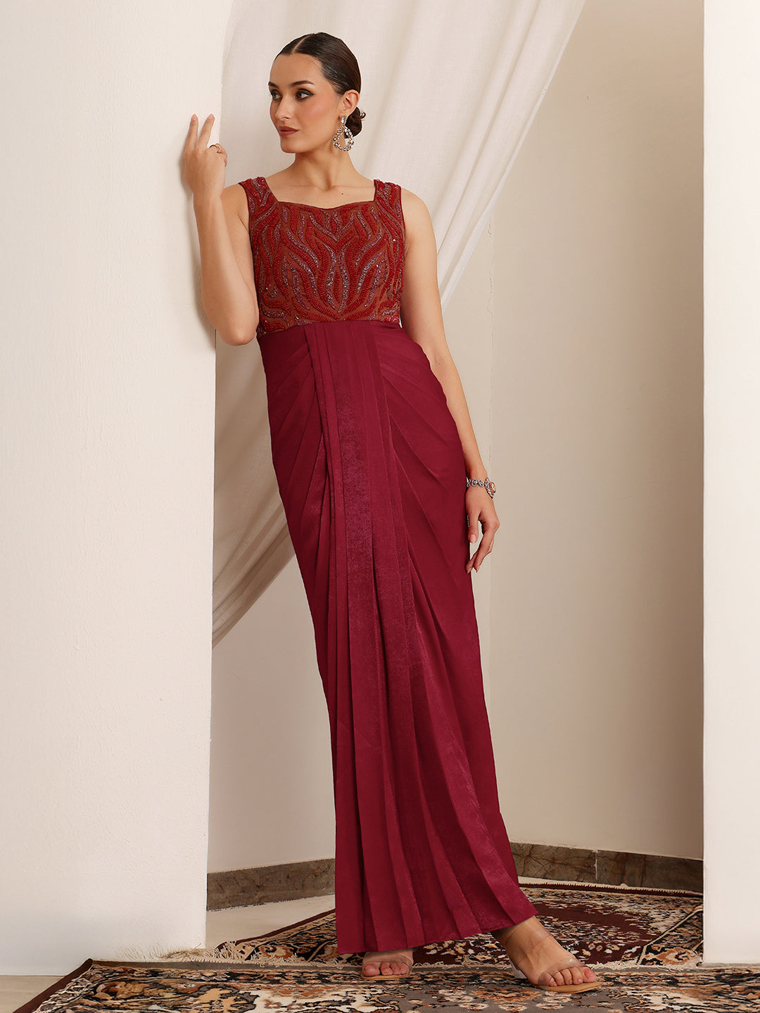 Women's Red Sweetheart Sleeveless Embroidered Pleated Satin Maxi Dress