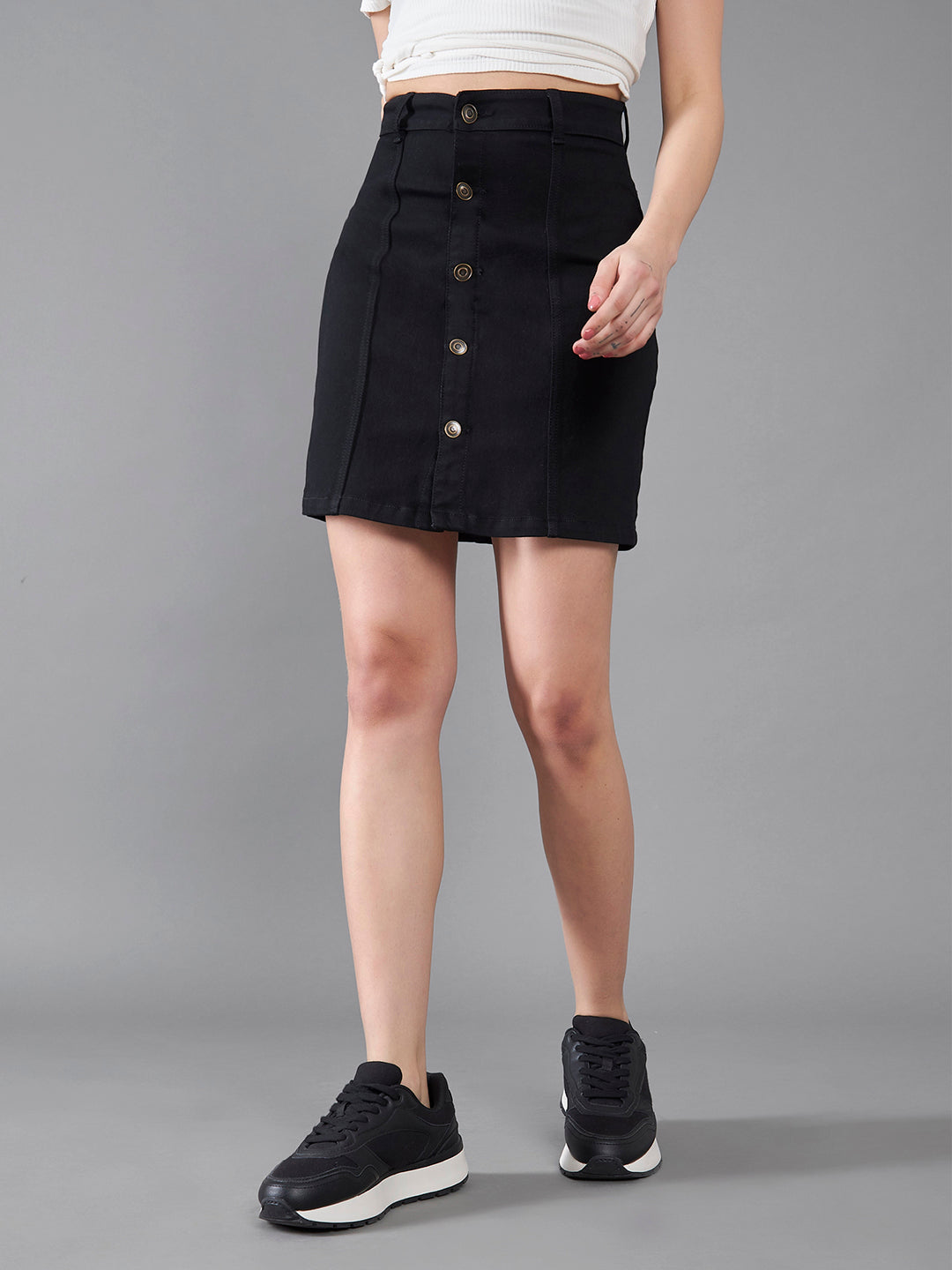 Women's Black Stretchable Solid Bodycon Mini Denim Skirt