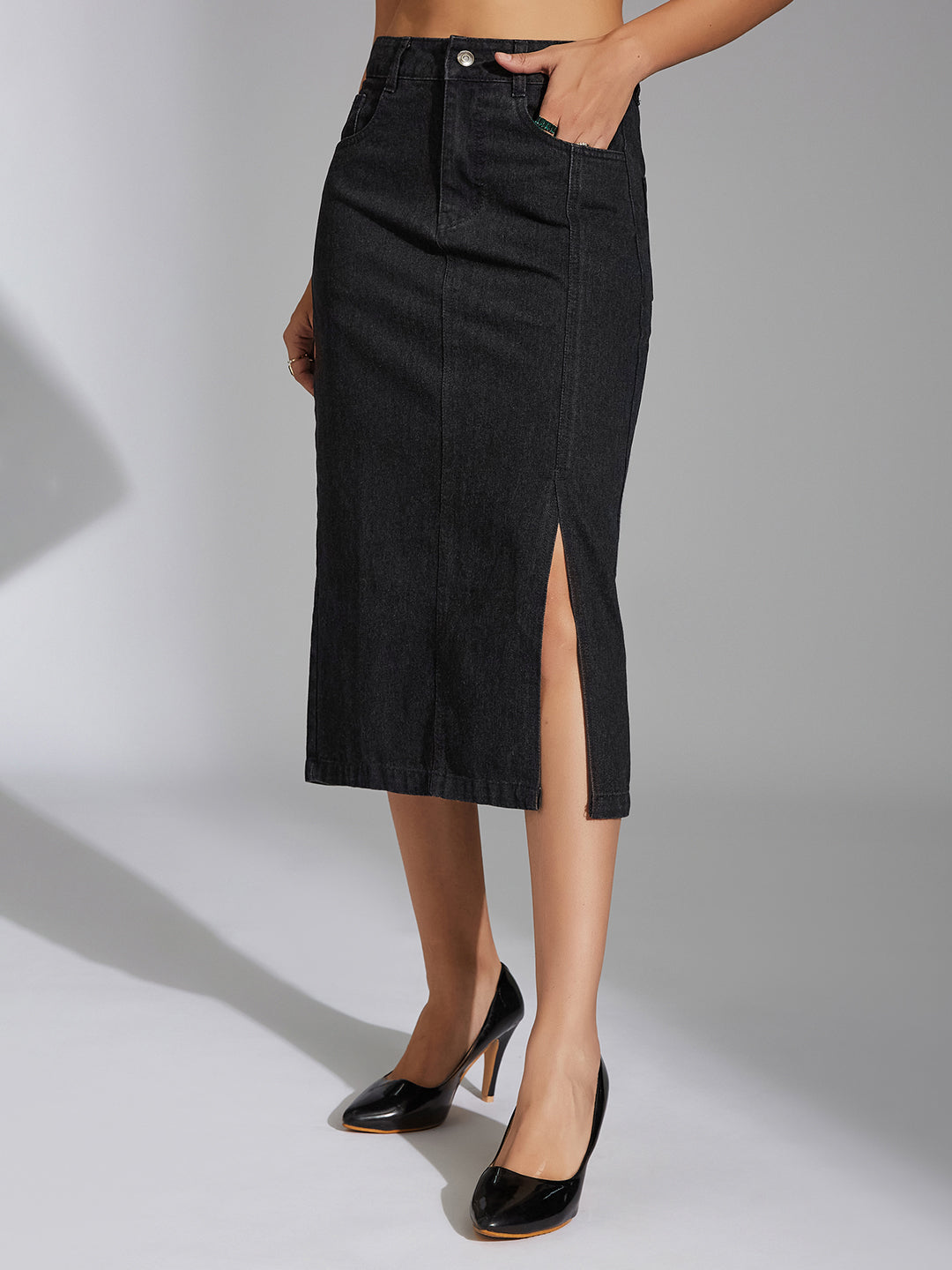 Women's Black Straight-Fit High-Rise Clean-Look Stretchable Denim Midi Skirt