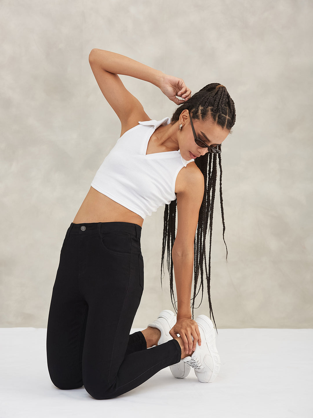 Women's Black Skinny High-Rise Stretchable Denim Jeans