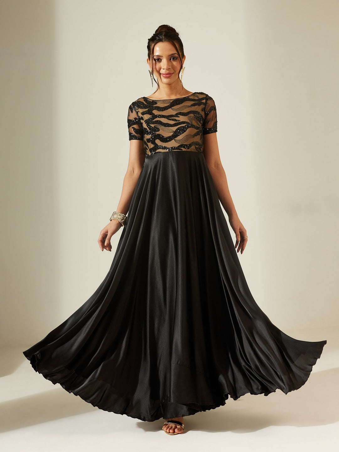 Black Boat-Neck Short-Sleeve Abstract Fit & Flare Satin Maxi Dress for Women