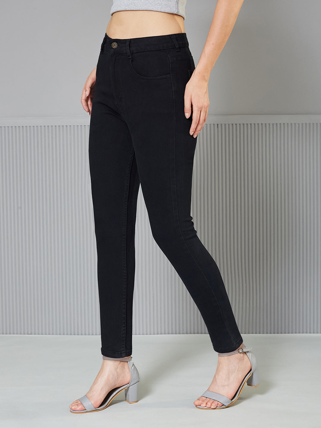 Women's Black Skinny High-Rise clean-look Regular Stretchable Denim Jeans