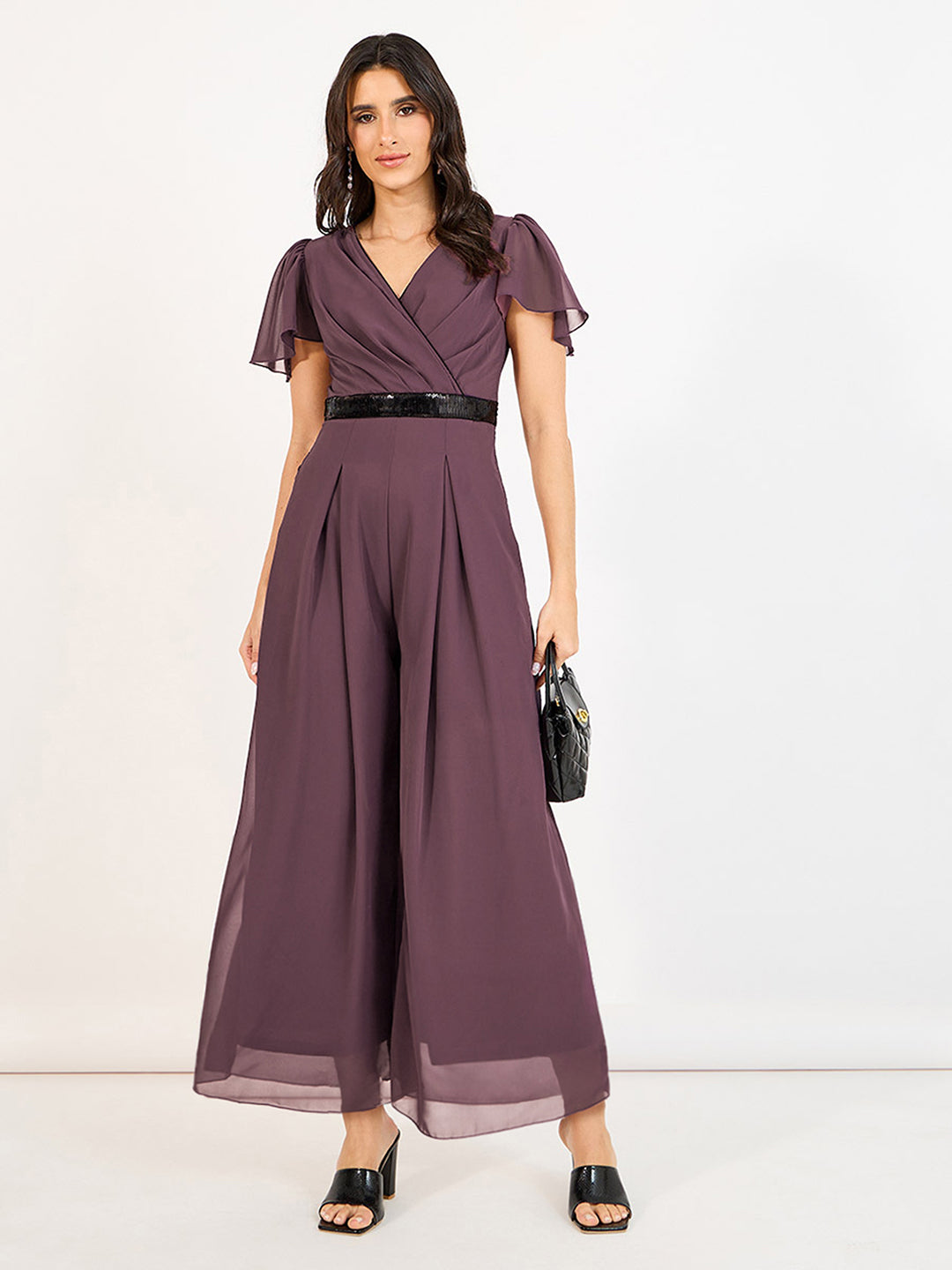 Women's Mauve Solid Relaxed Fit Short Sleeve V-Neck Ankle-Length Straight Jumpsuit