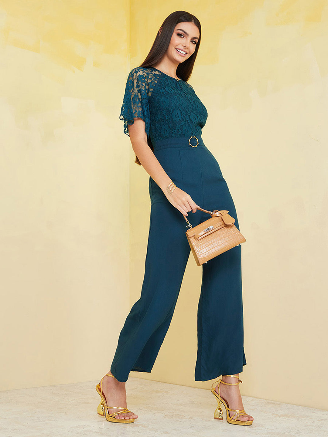 Women's Teal Round-Neck Flared Sleeve Floral Raglan Regular Jumpsuit