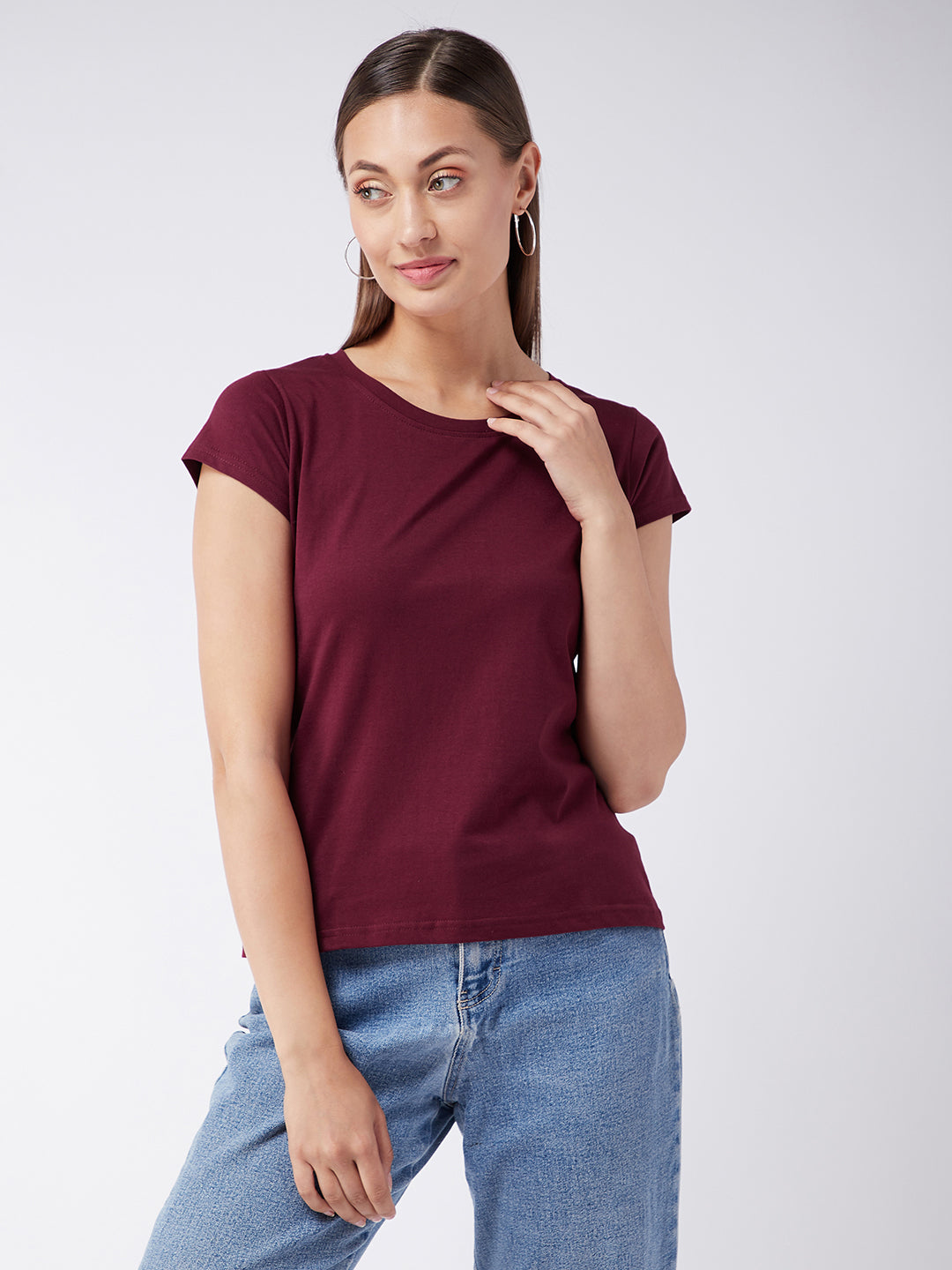 Women's Maroon Round Neck Short Sleeves Solid Basic Top