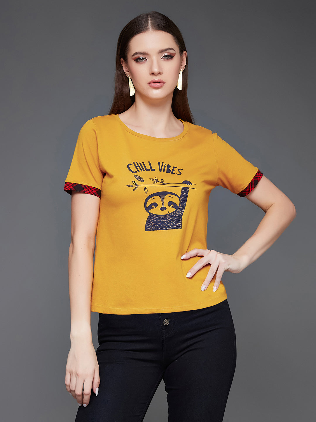 Women's Mustard Yellow Round Neck Short Sleeves Regular Length Printed T-shirt