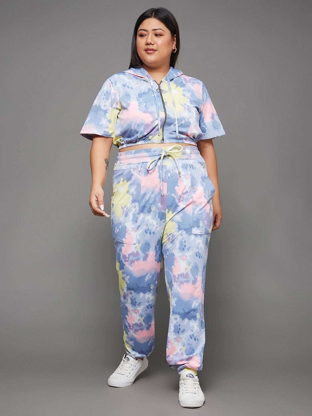 Women's Multicolored-Base-Grey Round Short Polyester Tie & Dye Crop Regular Co-ord Set