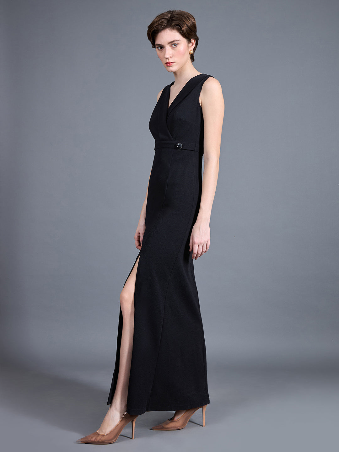 Women's Black V-Neck Sleeveless Solid Side Slit Wrap Maxi Dress