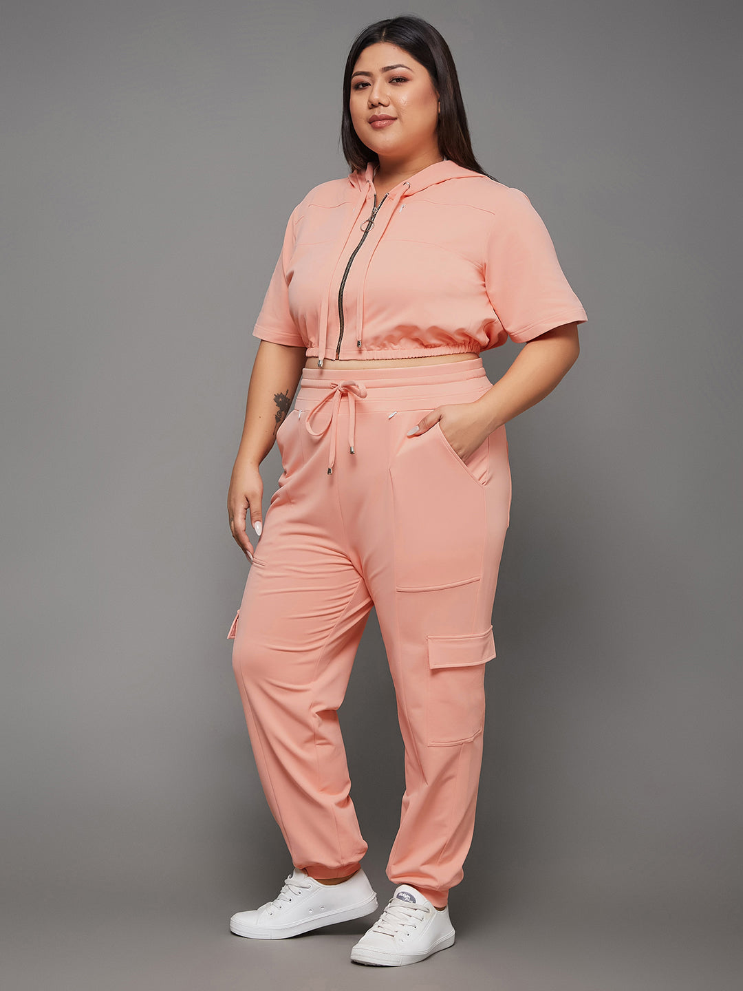 Women's Peach Round Short Polyester Solid Crop Regular  Co-ord Set