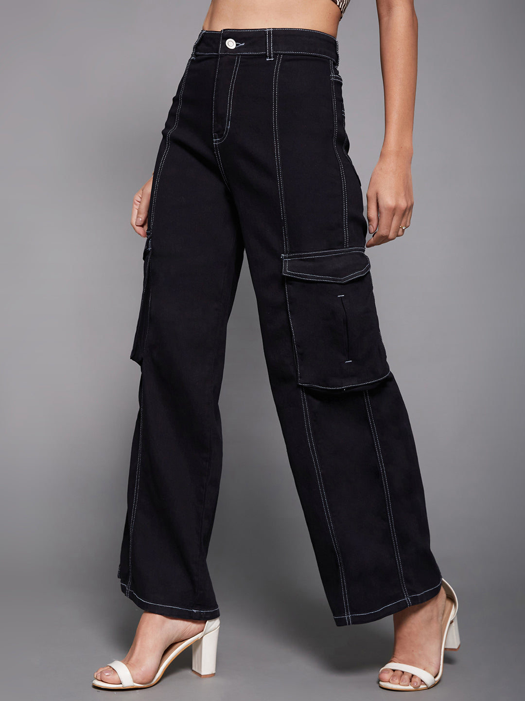 Women's Black Wide-Leg High-Rise Clean-Look Regular-Length Stretchable Patch-Pocketed Denim Jeans