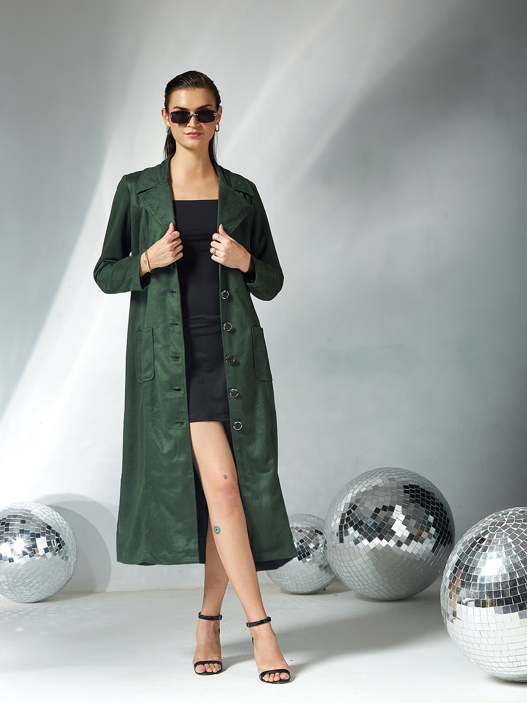 Women's Dark Green Solid V-Neck Full Sleeves Patched Pocketed Polyester Button Down Longline Winter Wear Jacket