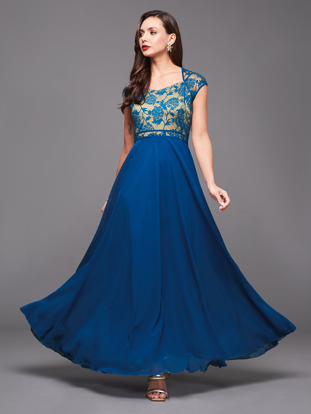 Women's Royal Blue Sweet-Heart Neck Cap-Sleeve Floral Fit & Flare Georgette Maxi Dress