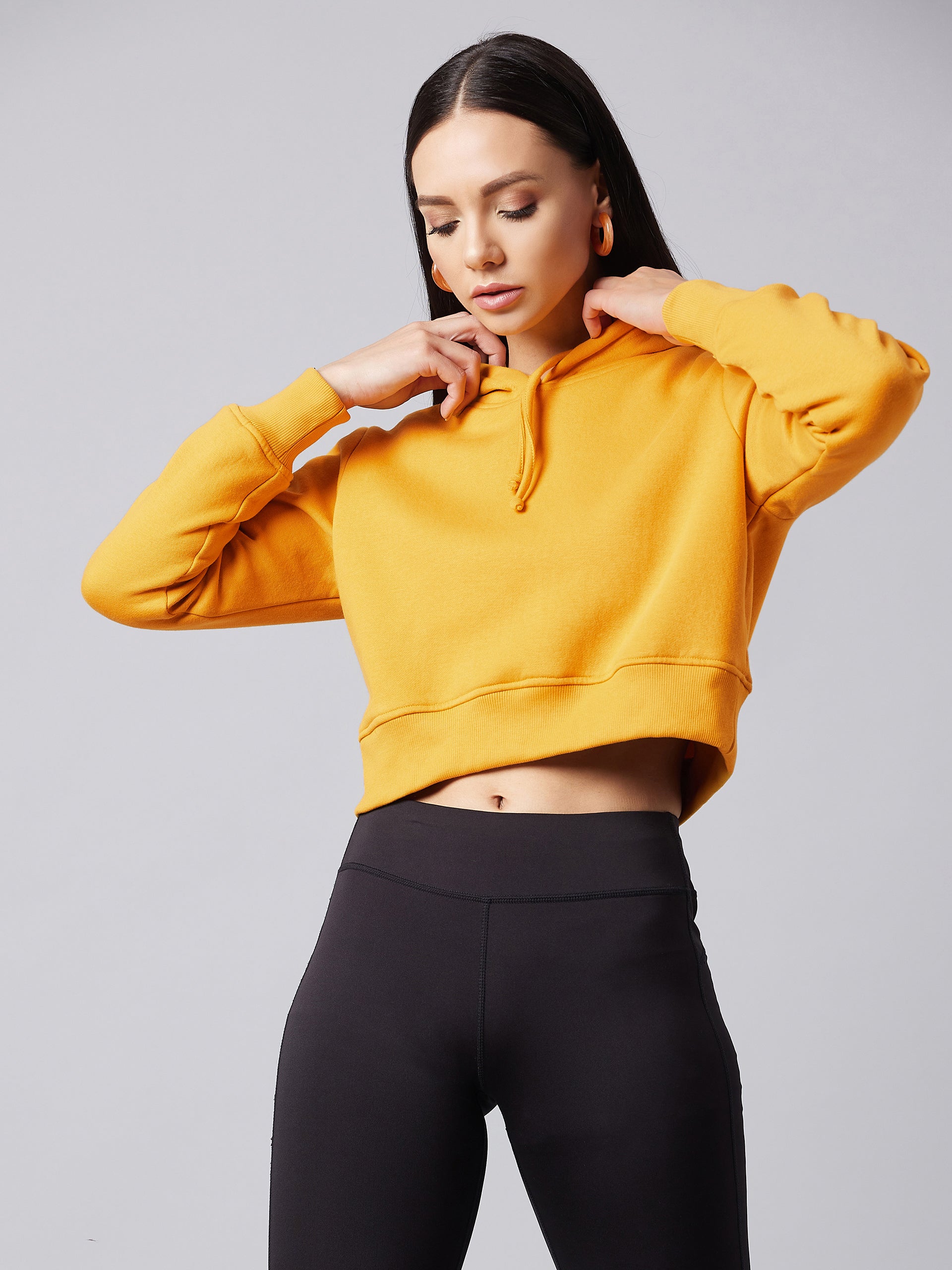 Women's Mustard Round Neck Full Sleeve Solid Crop Sweatshirt