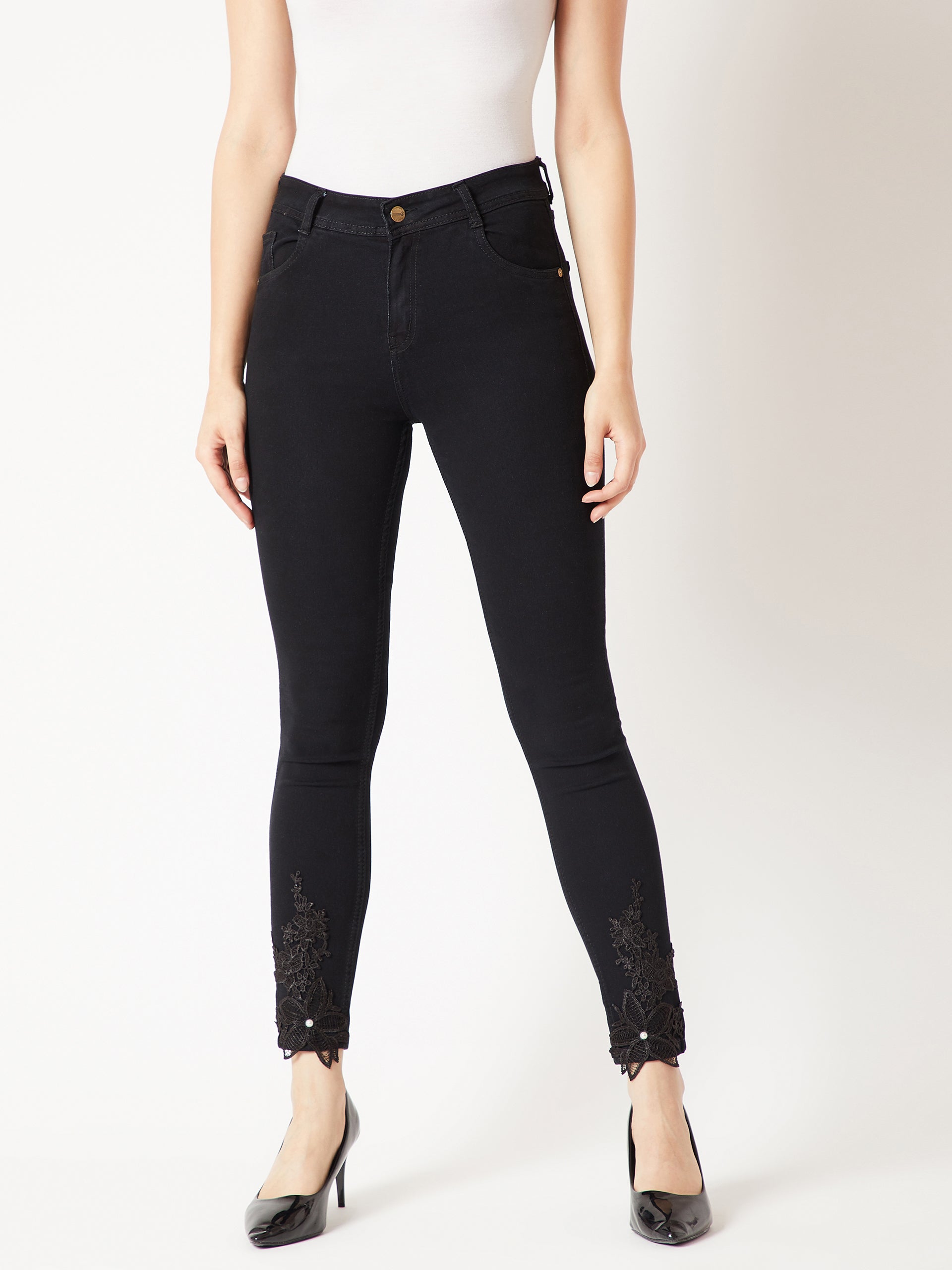 24/7 comfort Black Slim Fit Mid Rise Cropped Embellished Stretchable Denim Jeans