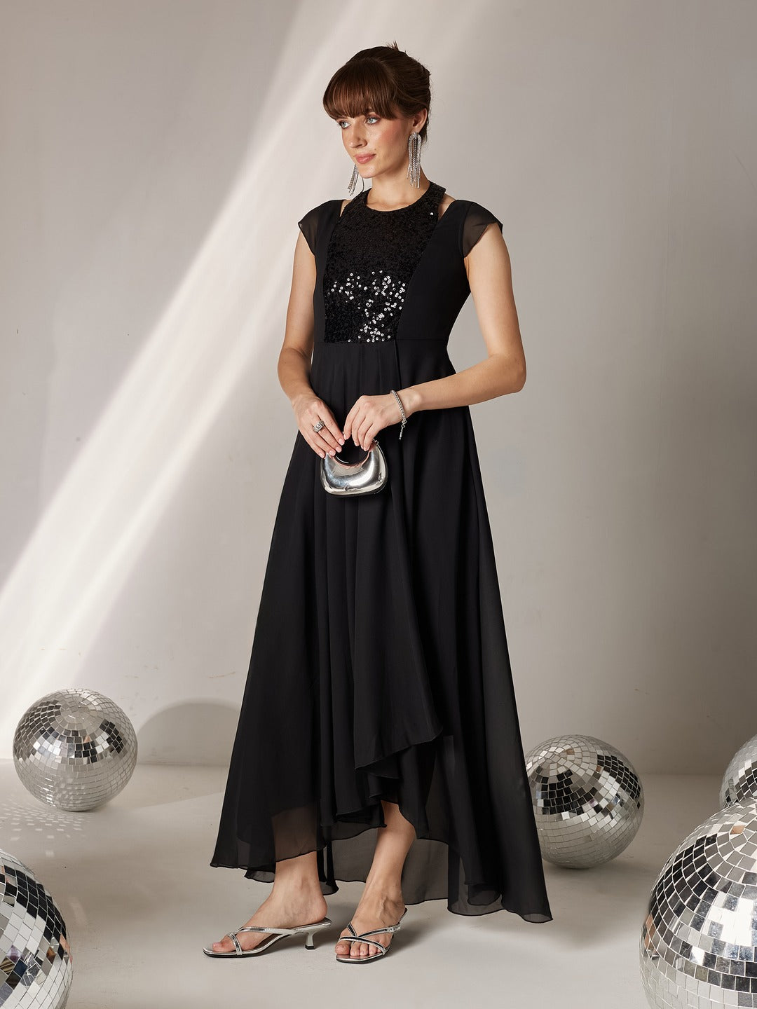 Black Halter-Neck Cap-Sleeve Solid Pleated Embellished Georgette Maxi Dress for Women