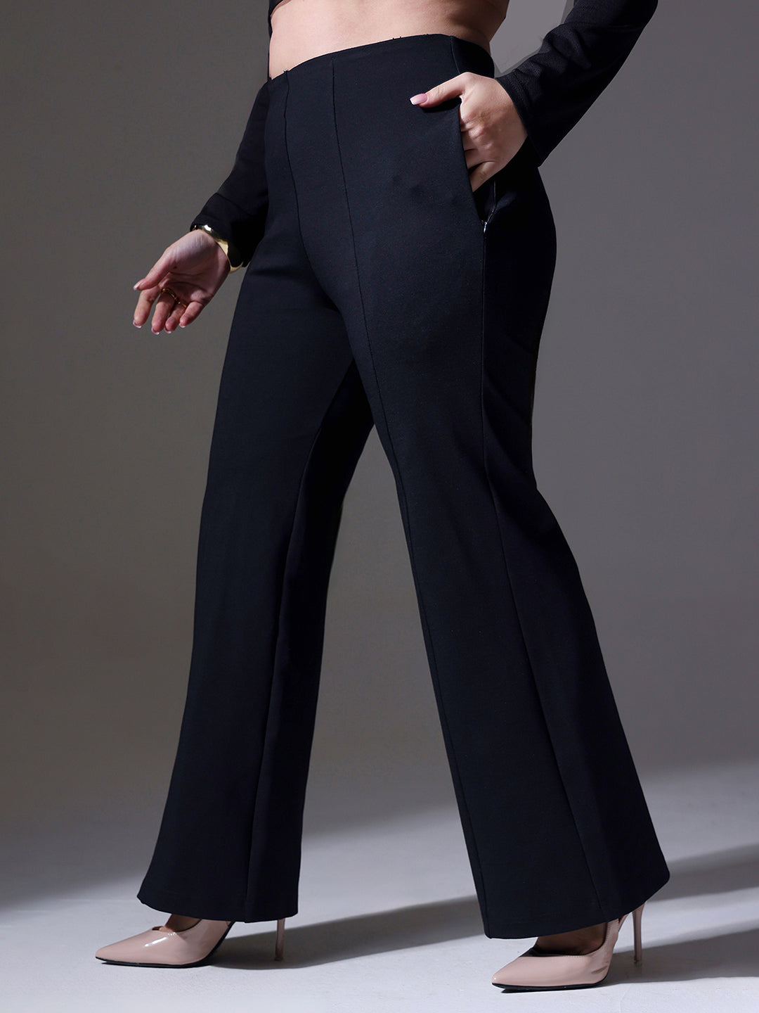 CHASEshape™ Light-Shaping Straight-Fit High-Rise Black Denim Jeans